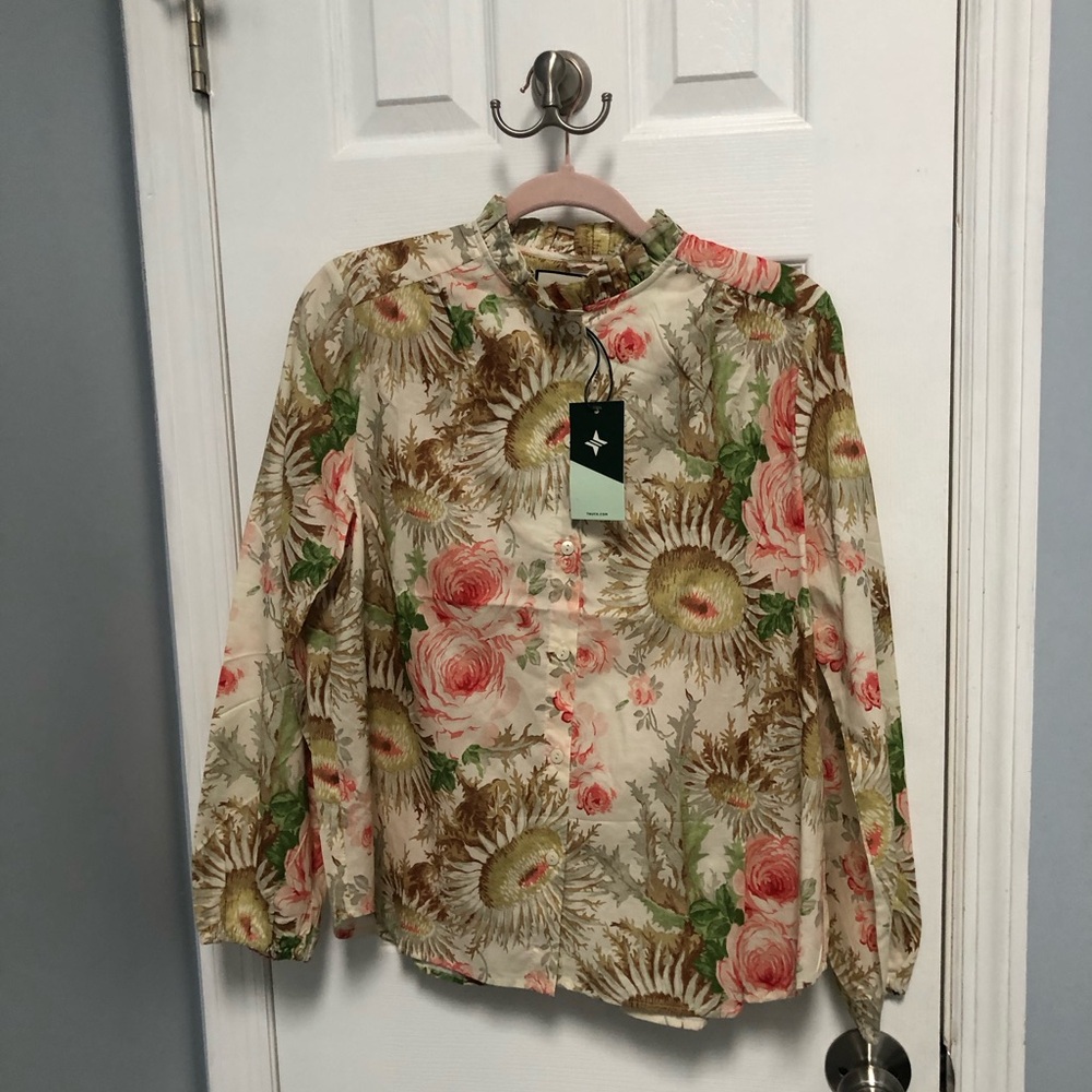 Tuckernuck Sun Faded Floral Button Blouse S M L Cotton Cottagecore Coastal